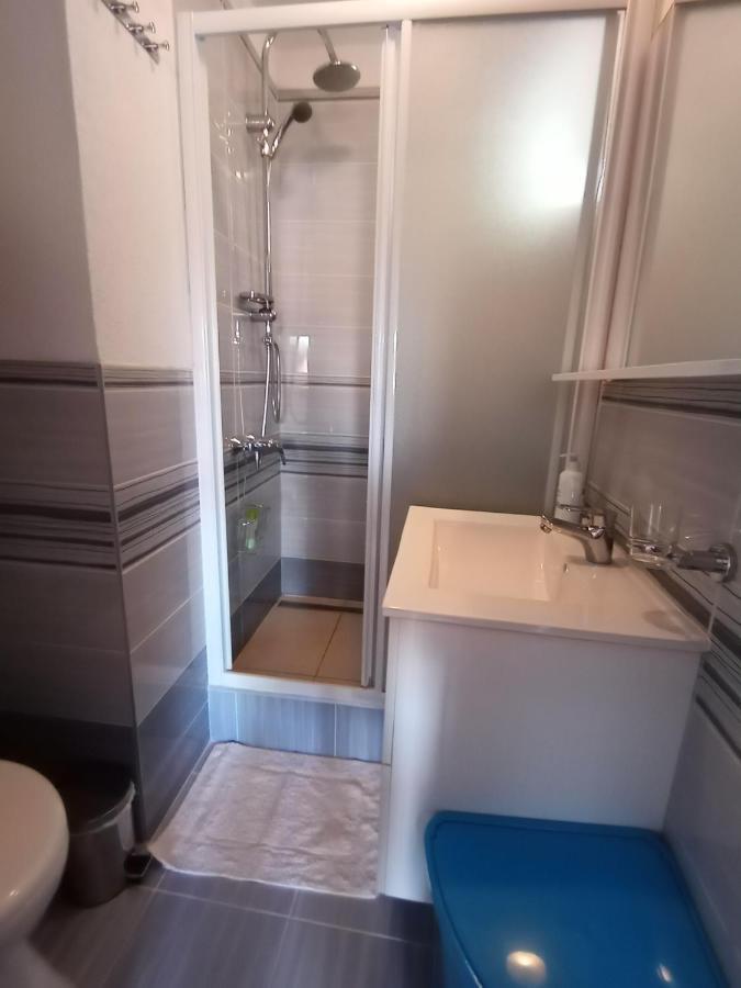 Apartments Ivankovic Stari Grad  Ngoại thất bức ảnh