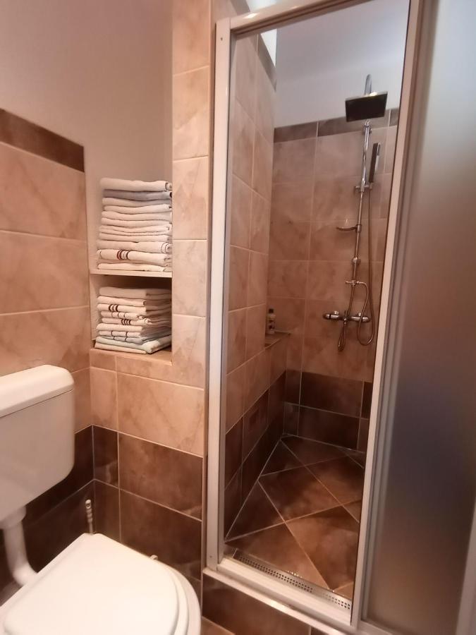 Apartments Ivankovic Stari Grad  Ngoại thất bức ảnh