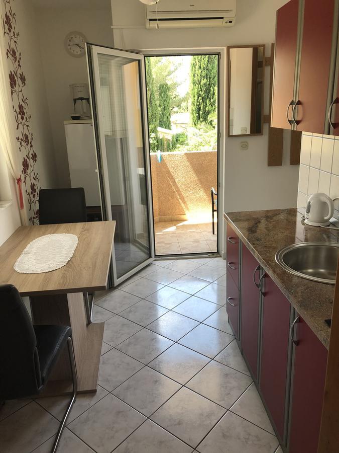 Apartments Ivankovic Stari Grad  Ngoại thất bức ảnh
